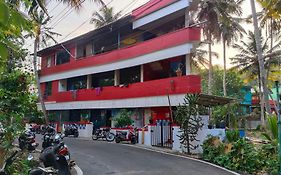 Abhi'S Cafe Avaduthura Kovalam